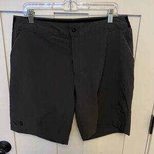 The North Face Men’s Gray Shorts Size 36 Hiking Camping Outdoors Pockets